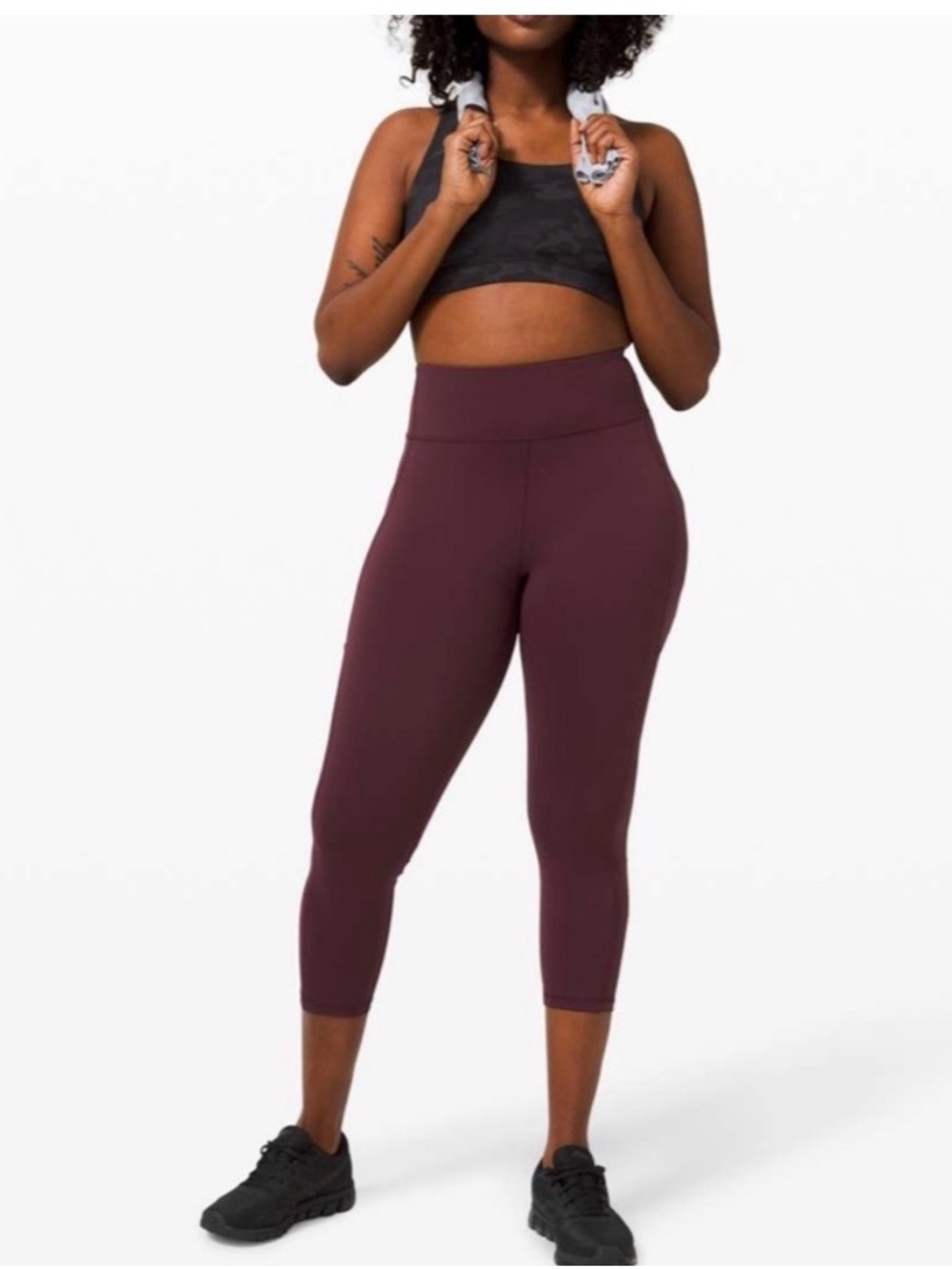 Lululemon Invigorate Tights / Leggings Size 4 Side Pockets Color: Cassis